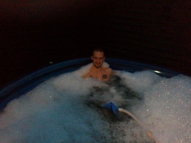Chillen in ons bubbelbad/schuimbad